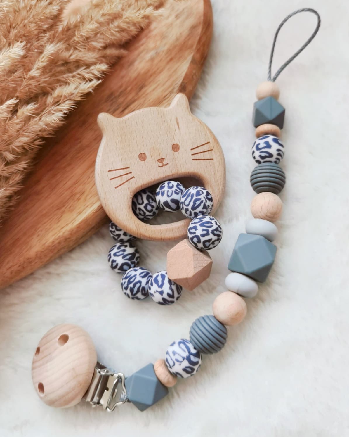 Baby Set -Leoprint grau- Schnullerkette und oder Greifling
