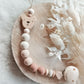 Baby Set "Lian" - Farbe Camel - Schnullerkette und oder Greifling